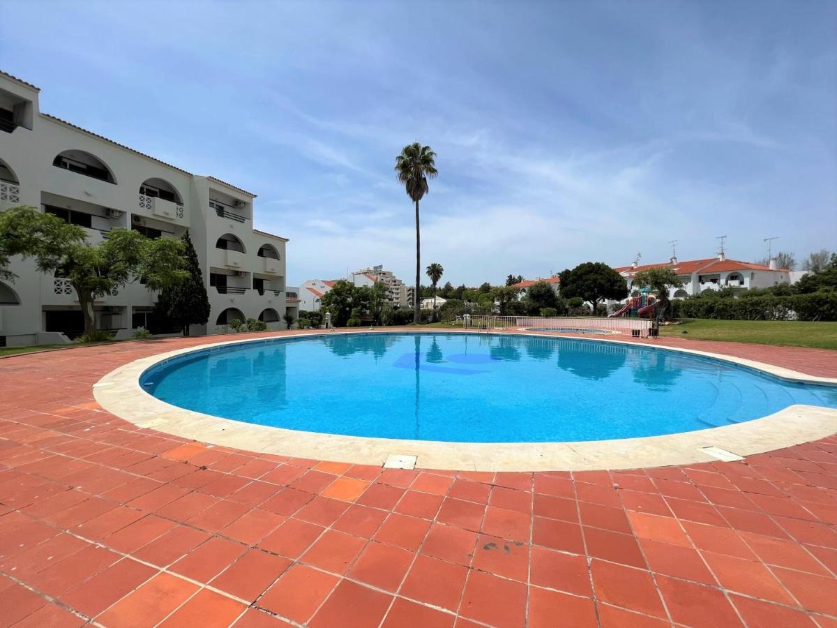 Albufeira Twins 1 With Pool By Homing Appartement Buitenkant foto