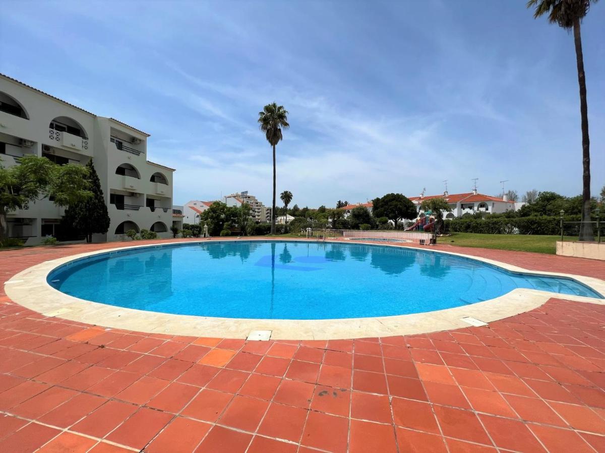 Albufeira Twins 1 With Pool By Homing Appartement Buitenkant foto