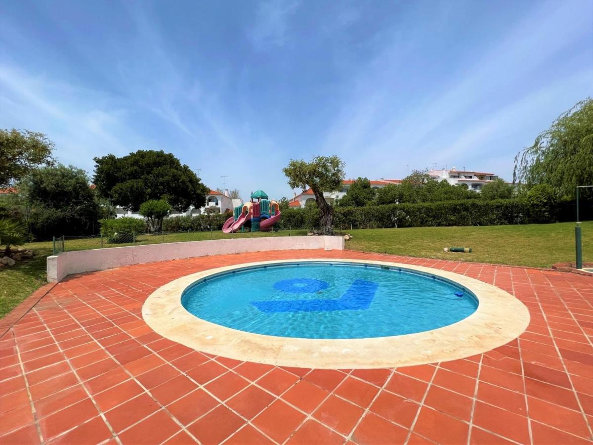 Albufeira Twins 1 With Pool By Homing Appartement Buitenkant foto